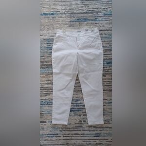 Style & Co. Petite Curvy Fit White Jeans